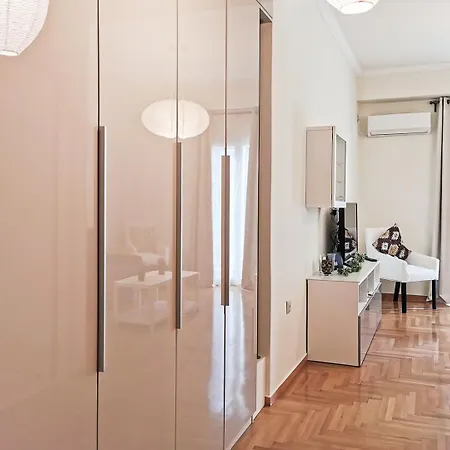 Modern&sunny, 1bd, Next To Metro * Atény